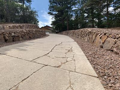 Boulder retaining wall in Monument Colorado
